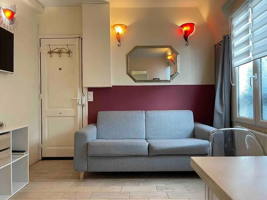 Wonderful Apartment Near Arc De Triomphe 2P Paris France